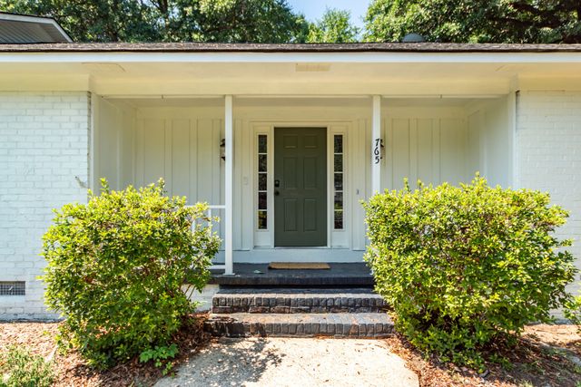 765 Leafwood Road, Charleston, SC 29412