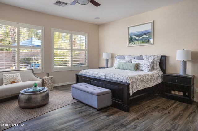 13828 N Topflite Drive, Oro Valley, AZ 85755