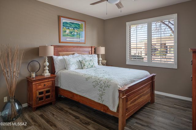 13828 N Topflite Drive, Oro Valley, AZ 85755