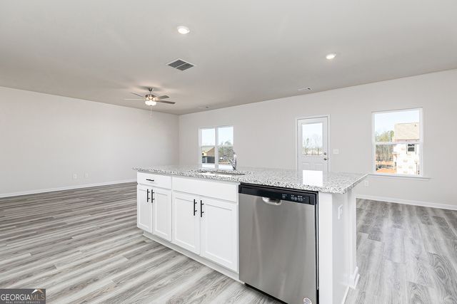 634 Mackenzie Cove, Villa Rica, GA 30180