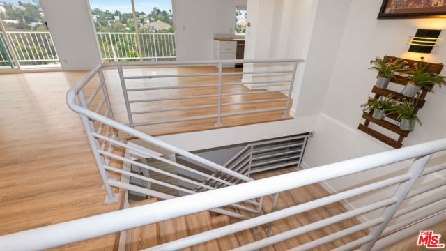5035 Escobedo Drive, Woodland Hills (los Angeles), CA 91364