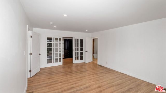 5035 Escobedo Drive, Woodland Hills (los Angeles), CA 91364