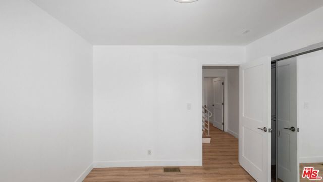 5035 Escobedo Drive, Woodland Hills (los Angeles), CA 91364