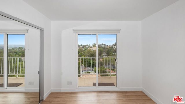 5035 Escobedo Drive, Woodland Hills (los Angeles), CA 91364