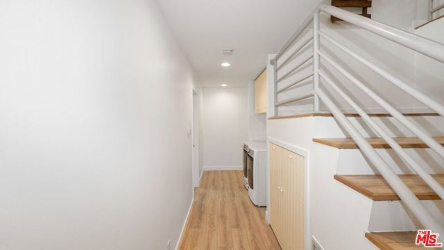 5035 Escobedo Drive, Woodland Hills (los Angeles), CA 91364