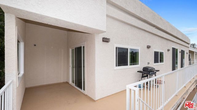 5035 Escobedo Drive, Woodland Hills (los Angeles), CA 91364