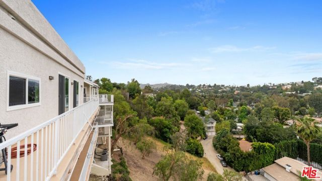 5035 Escobedo Drive, Woodland Hills (los Angeles), CA 91364