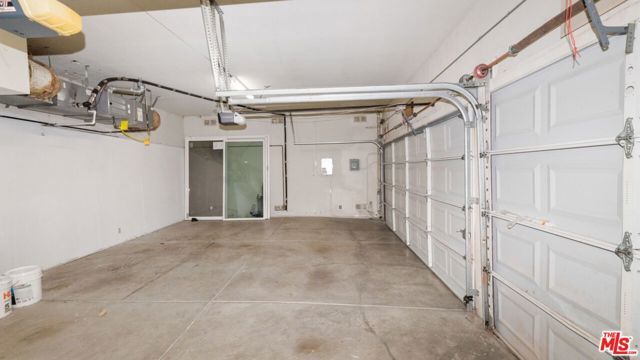 5035 Escobedo Drive, Woodland Hills (los Angeles), CA 91364