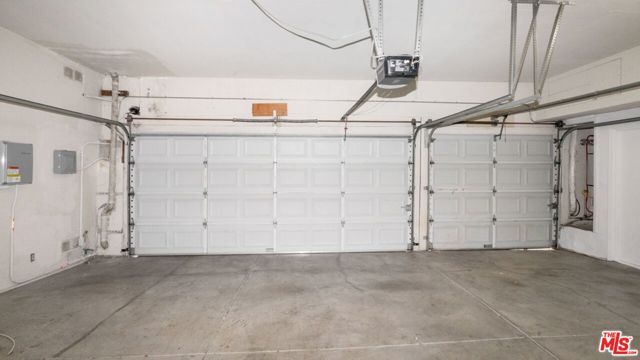 5035 Escobedo Drive, Woodland Hills (los Angeles), CA 91364