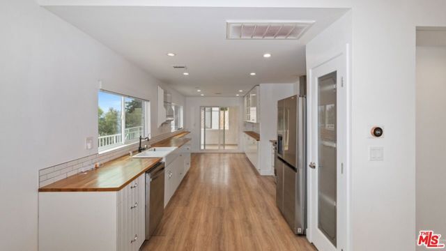 5035 Escobedo Drive, Woodland Hills (los Angeles), CA 91364