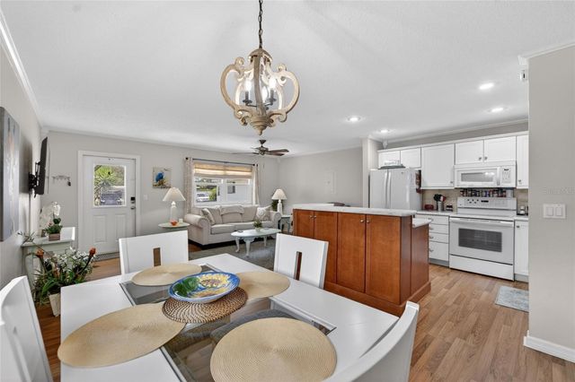 301 KINGS BOULEVARD 138, Sun City Center, FL 33573