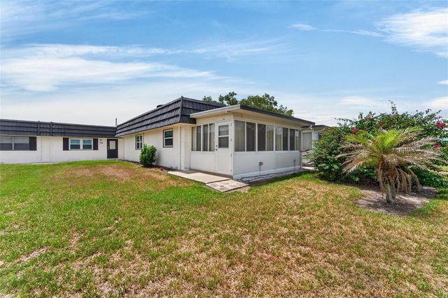 301 KINGS BOULEVARD 138, Sun City Center, FL 33573