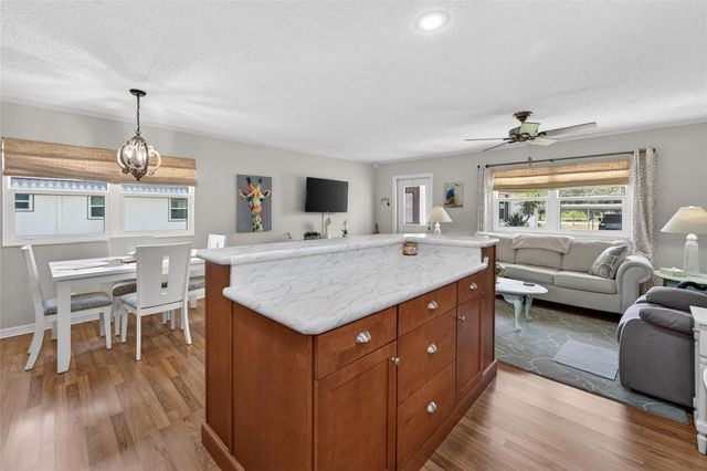 301 KINGS BOULEVARD 138, Sun City Center, FL 33573