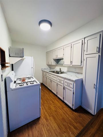 1189 Mason Avenue, Des Moines, IA 50315