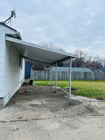 1189 Mason Avenue, Des Moines, IA 50315