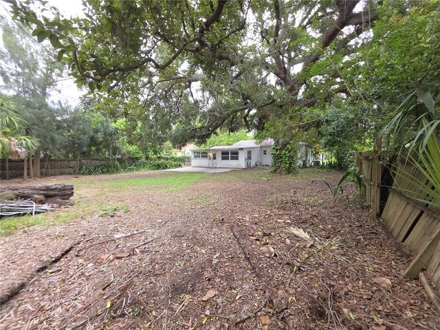 1222 ELDRIDGE STREET, Clearwater, FL 33755