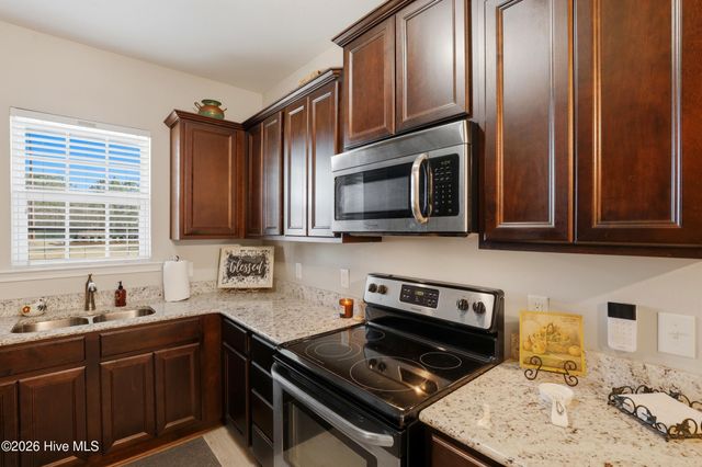 1216 Red Bay Place, Leland, NC 28451