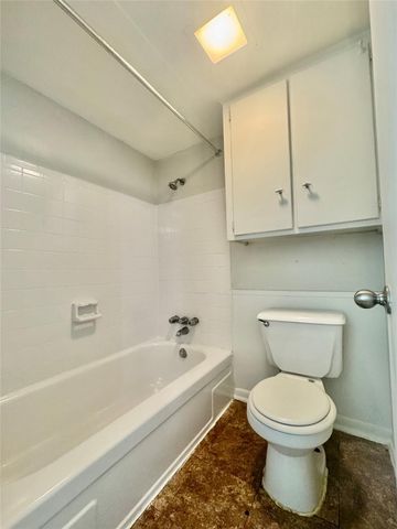 2006 Sul Ross Street 8, Houston, TX 77098