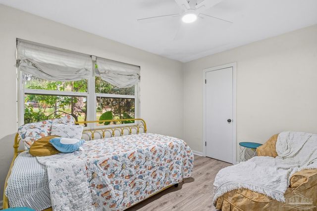 6617 Ravine St, Milton, FL 32570