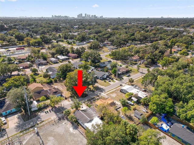 2910 E EMMA STREET, Tampa, FL 33610