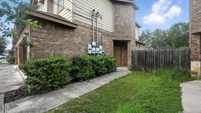 957/959 Floating Star, New Braunfels, TX 78130