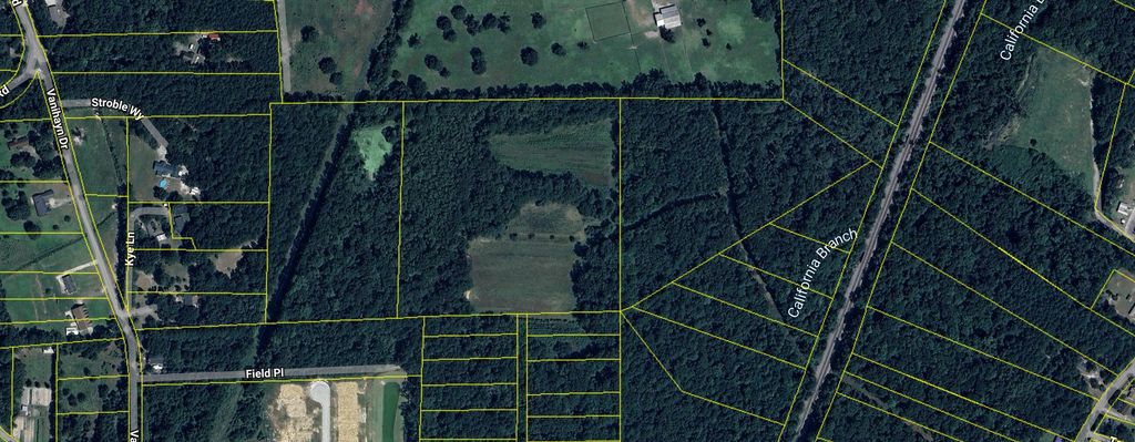 Image 4 of property listing at 170 Field Place, Moncks Corner, SC 29461