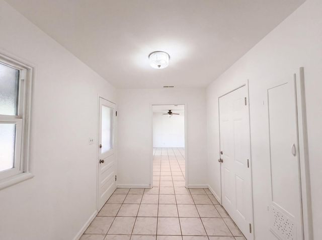 719 N Crescent Ave, Lodi, CA 95240