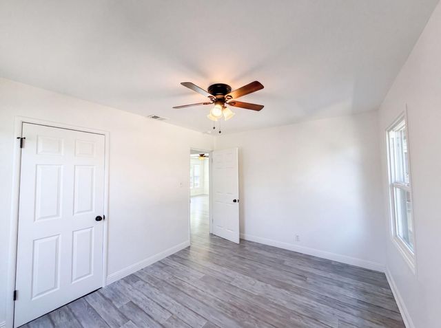 719 N Crescent Ave, Lodi, CA 95240