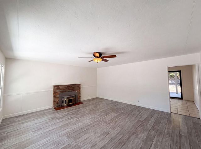 719 N Crescent Ave, Lodi, CA 95240