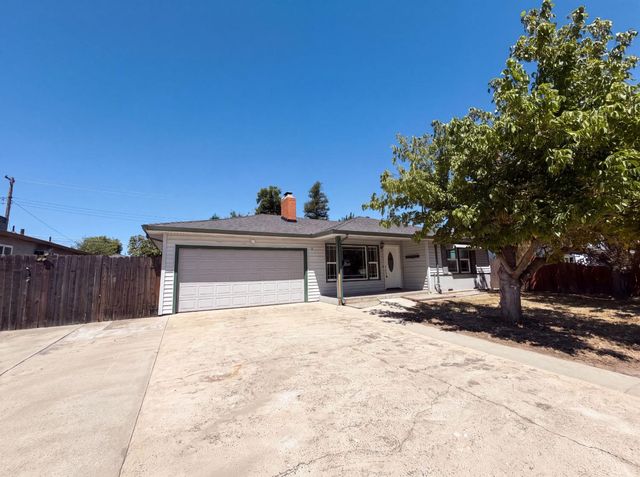 719 N Crescent Ave, Lodi, CA 95240