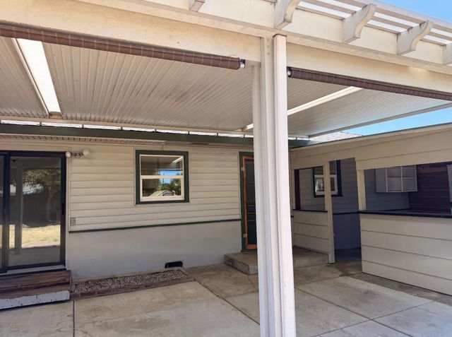 719 N Crescent Ave, Lodi, CA 95240