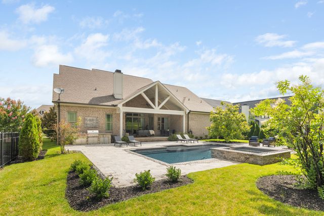 3648 Ronstadt Rd, Thompsons Station, TN 37179