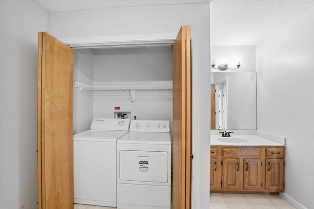 60 Brickyard Rd Unit 5, Essex Junction, VT 05452