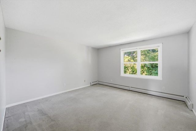 60 Brickyard Rd Unit 5, Essex Junction, VT 05452