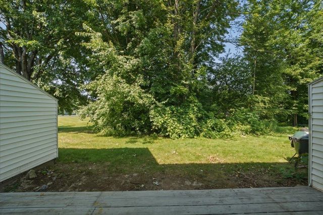 60 Brickyard Rd Unit 5, Essex Junction, VT 05452