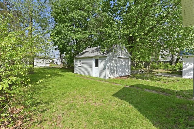6904 Elzey Street, Fort Wayne, IN 46809