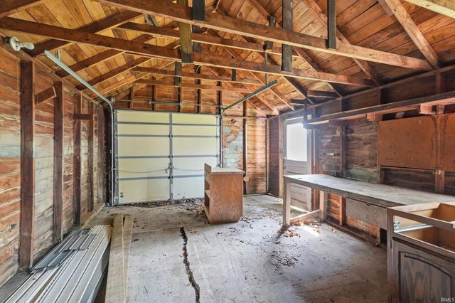 6904 Elzey Street, Fort Wayne, IN 46809
