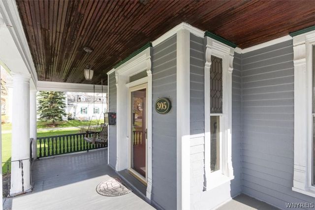 305 Main Street, Aurora, NY 14052