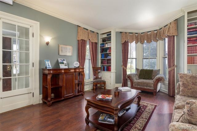305 Main Street, Aurora, NY 14052