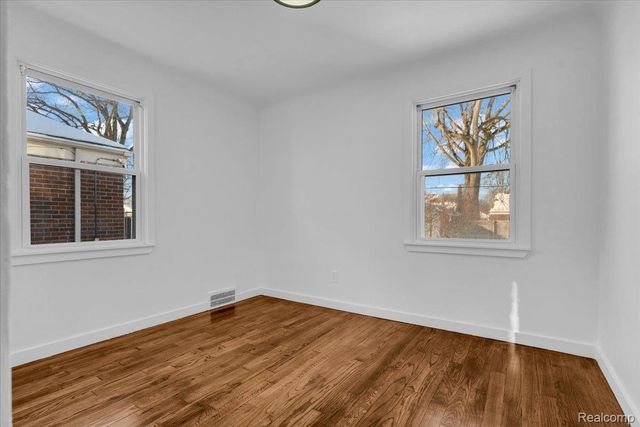 18985 Rosemont Avenue, Detroit, MI 48219