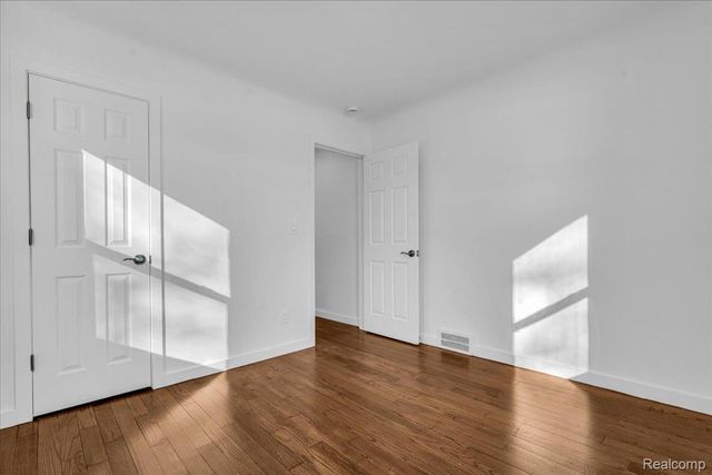 18985 Rosemont Avenue, Detroit, MI 48219