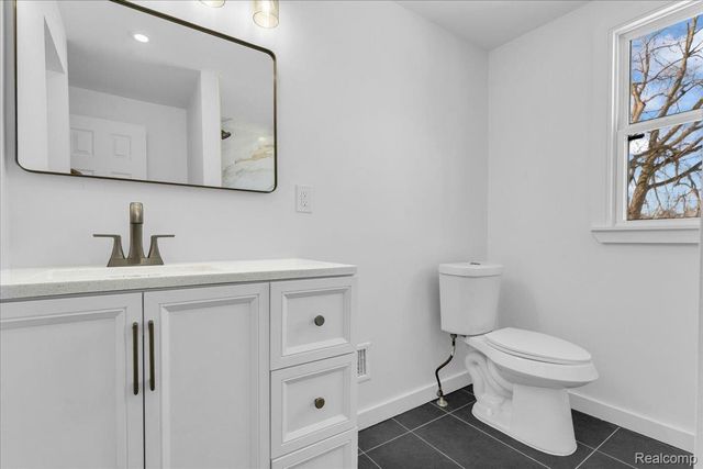 18985 Rosemont Avenue, Detroit, MI 48219