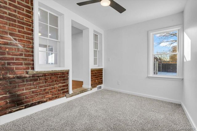 18985 Rosemont Avenue, Detroit, MI 48219