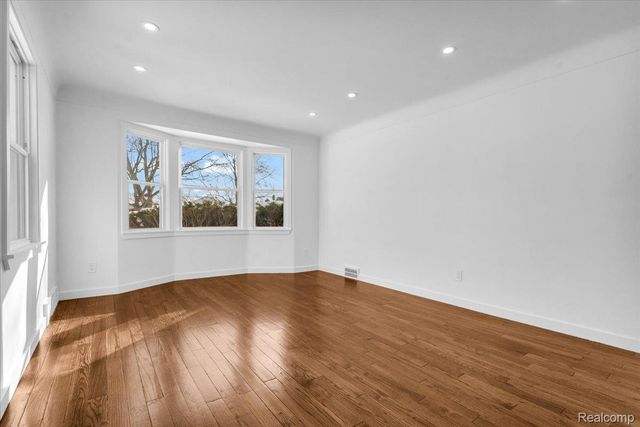 18985 Rosemont Avenue, Detroit, MI 48219