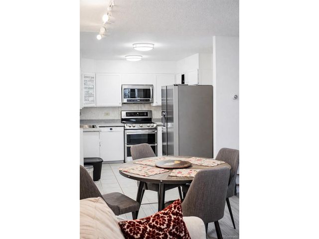 9155 E Center Ave 2B, Denver, CO 80247