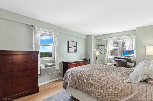 52-30 39th Drive 7G, Woodside, NY 11377