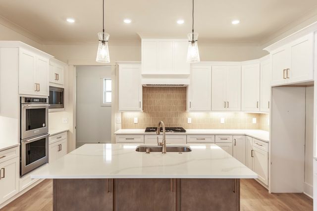 339 Raintree Dr, Hendersonville, TN 37075