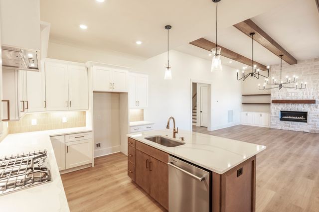 339 Raintree Dr, Hendersonville, TN 37075