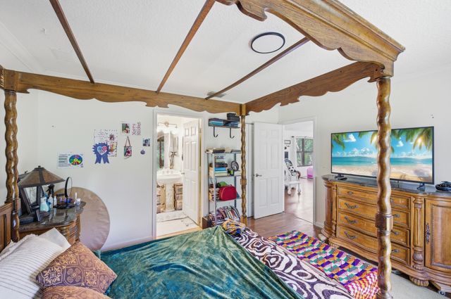 11823 N 67th Pl Place N, The Acreage, FL 33412