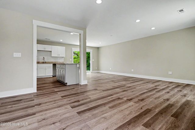5314 Autumn Drive, Wilmington, NC 28409
